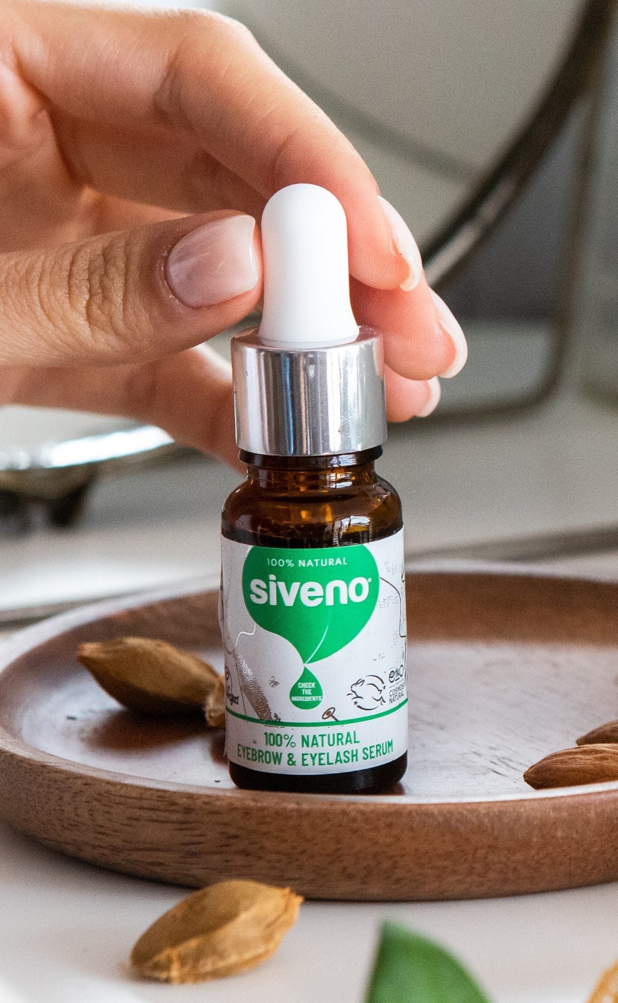 100% natuurlijk wenkbrauw- en wimperserum